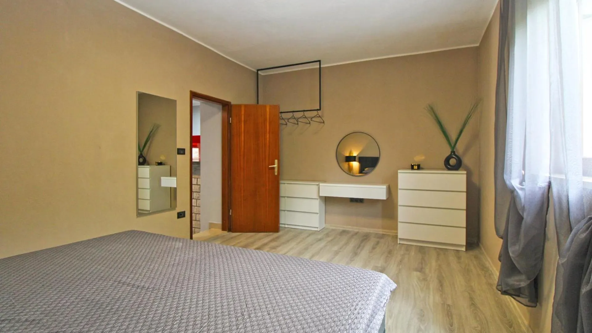 Homestay Apartments And Rooms Stoja Pula 1864 Croatia
