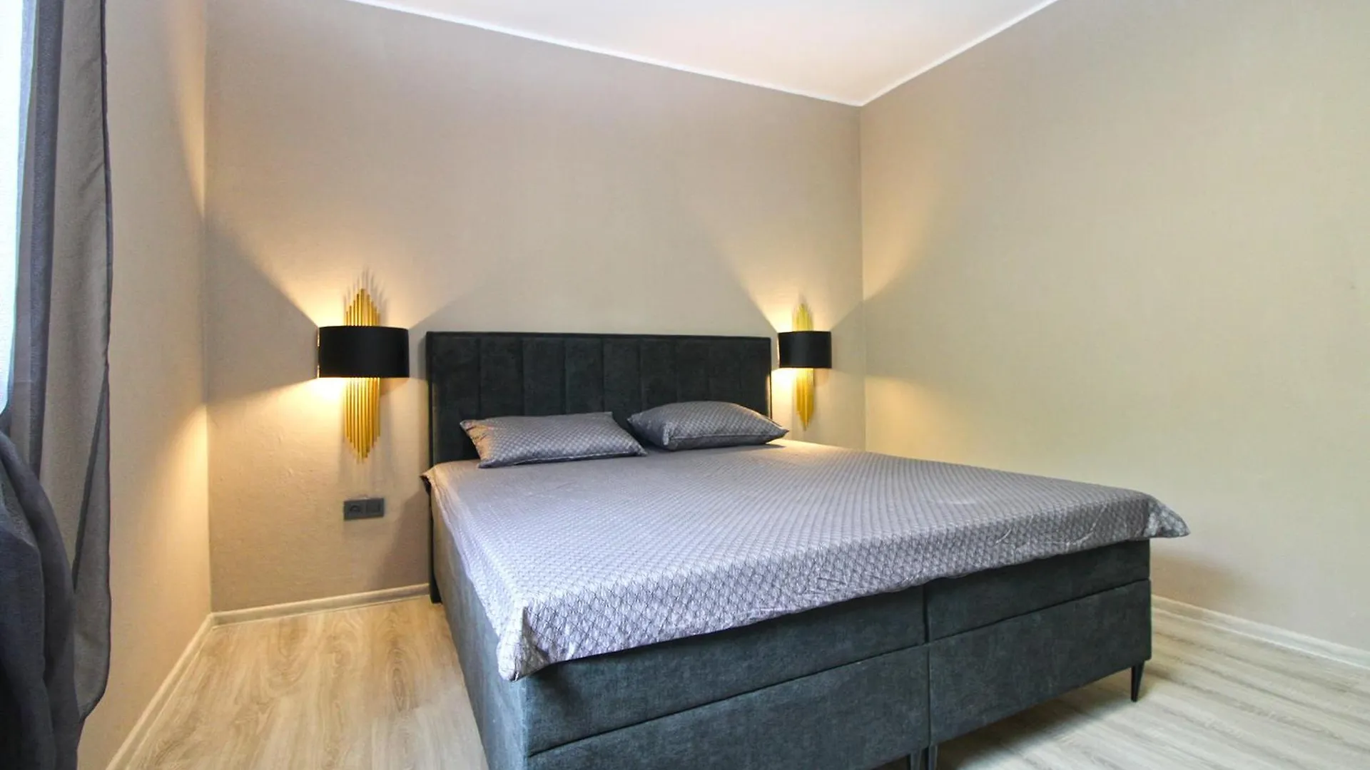 Apartments And Rooms Stoja Pula 1864 Croatia
